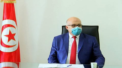 ملابسات إقالة وزير الصحة التونسي فوزي مهدي من منصبه