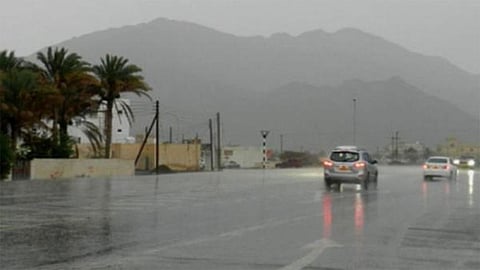 أمطار غزيرة بجازان وعسير.. وتعليمات من الأرصاد بسبب التقلبات الجوية