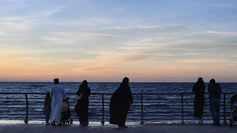واجهة جدة البحرية تستقبل المتنزهين والزوار خلال عيد الأضحى