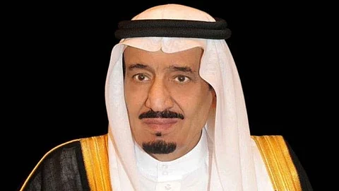 أمير الكويت وولي عهده يهنئان خادم الحرمين بنجاح موسم الحج