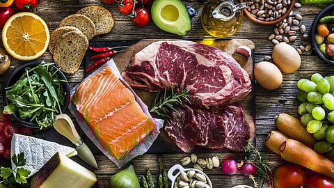 5 أطعمة تساعد في تخفيف ألم البطن