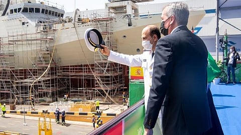 القوات البحرية تحتفل بمراسم تعويم سفينة جلالة الملك «جازان»