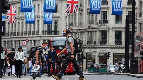 بريطانيا تعلن أعلى حصيلة وفيات بكورونا منذ مارس