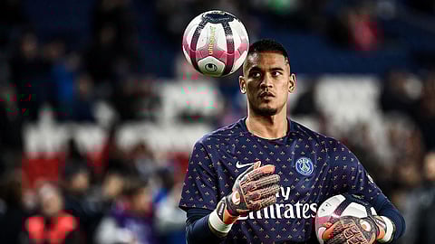 وست هام يحرر أريولا من جحيم سان جيرمان