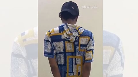 الإطاحة بمواطن يدّعي اعتداءه على العابرين لأحد الطرق الرئيسة في جازان
