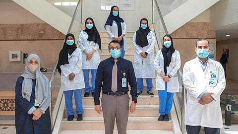 طبية مكة: تخرِّج ٥ سعوديات ببرنامج دبلوم تقنية كهربائية ونظم القلب