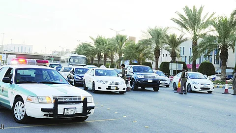 بالفيديو.. «مرور الرياض» يحرر مخالفات لشاحنات ومعدات ثقيلة