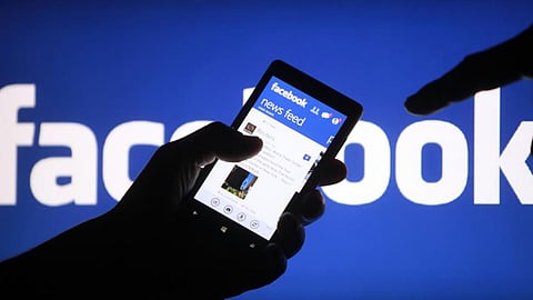 تحذير من اختراق فيسبوك ماسنجر.. وخبير تقني: احذفوه فورًا