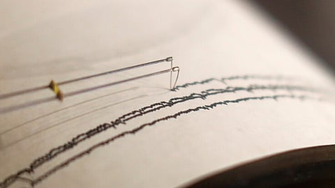 زلزال بقوة 6.1 يضرب سواحل إندونيسيا