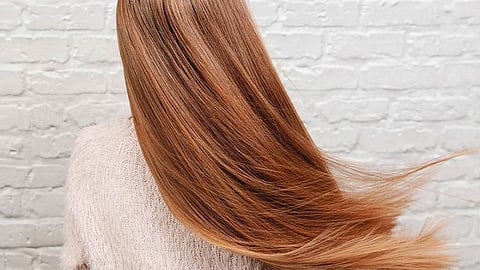 مختصون يحددون طرق حماية الشعر المصبوغ خلال فصل الصيف