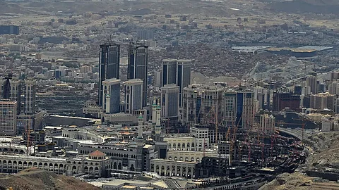 مكة المكرمة تتصدر إصابات كورونا بـ189خلال 24 ساعة