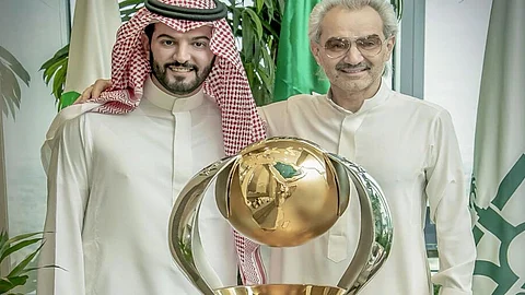 «الهلال» يكشف دور الأمير الوليد بن طلال في التعاقد مع «بيريرا»