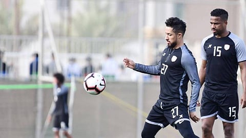 الشباب يقترب من حسم صفقة هتان باهبري لثلاثة مواسم