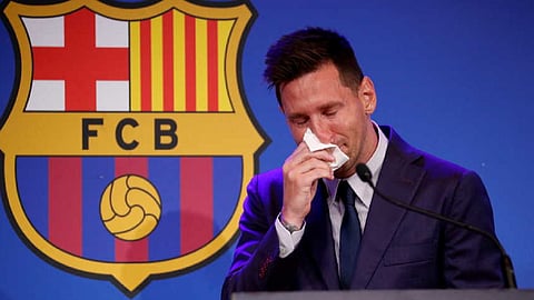 برشلونة يكشف حقيقة العرض الأخير لتجديد عقد ميسي