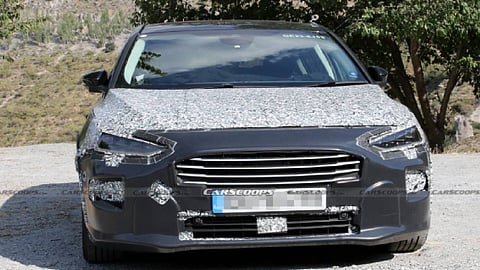 فورد تختبر فوكس المحدّثة واحتمالات كبيره بطراز هجيني