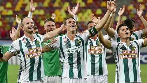 رابيد فيينا وهلسنكي يقتربان من «مجموعات» الدوري الأوروبي