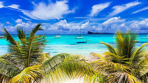 مركز الأرصاد يعلن درجات الحرارة بمصايف المملكة