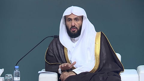 وزير العدل يوجّه بإنشاء وحدة لـ«الذكاء الاصطناعي» تتولى 3 مهام رئيسية