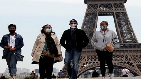 التطبيق الفرنسي «سافر» يحمي المرأة من التحرش في المهرجانات