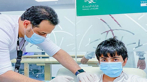 تطعيم طلاب الشرقية في الظهران بدون مواعيد مسبقة