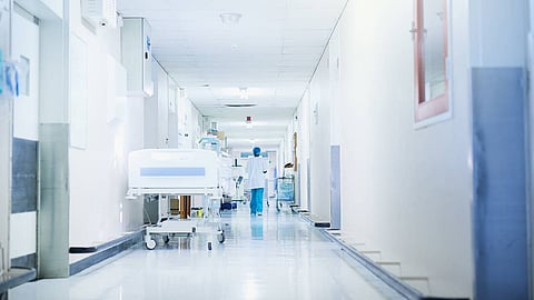 بالفيديو.. كشف تفاصيل إعادة الحركة لمريض بالشلل في مستشفى الحرث