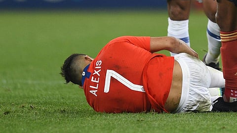 سانشيز خارج حسابات تشيلي في تصفيات «مونديال 2022»