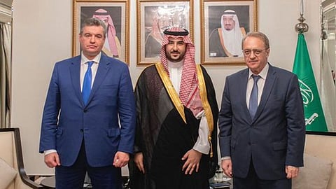 نائب وزير الدفاع يستعرض الأوضاع الإقليمية والدولية مع المبعوث الروسي للشرق الأوسط