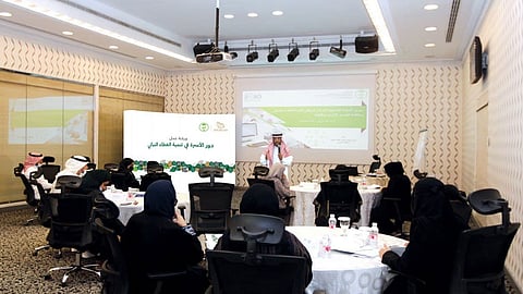 ورشة عمل عن أهمية دور الأسرة في تنمية الغطاء النباتي والحفاظ عليه