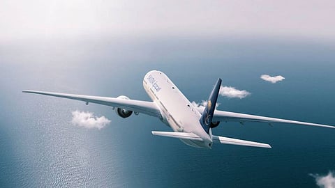 الخطوط السعودية: السفر على الرحلات الداخلية للمحصنين فقط.. واستثناء فئتين