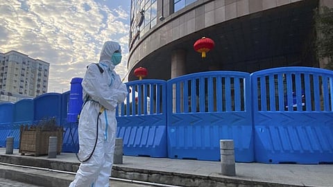 «الصحة العالمية» تعلن تعثر التحقيقات في منشأ «كورونا» بسبب الصين