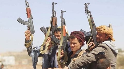 اليمن تندِّد بقرارات إعدام حوثية ضد 9 معتقلين بتهم ملفّقة