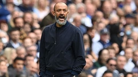 سانتو: صدارة توتنهام للدوري الإنجليزي لا تعني أي شيء