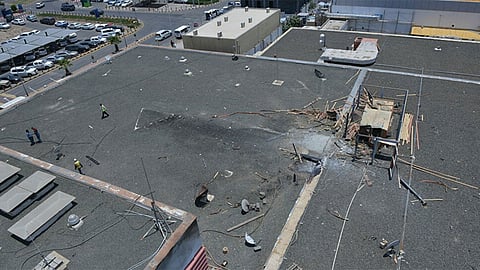 البعثة الأمريكية لدى الرياض تدين هجوم الحوثيين على مطار أبها