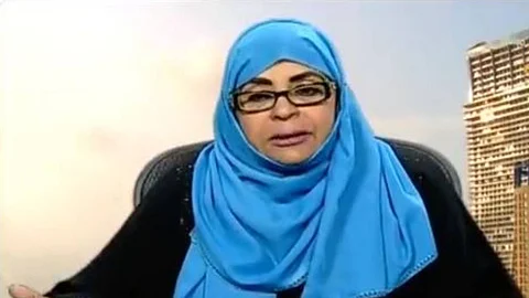 مستشارة أسرية تقدم نصائح للزوجات لتجنب مشاكل المطبخ والأكل مع الزوج