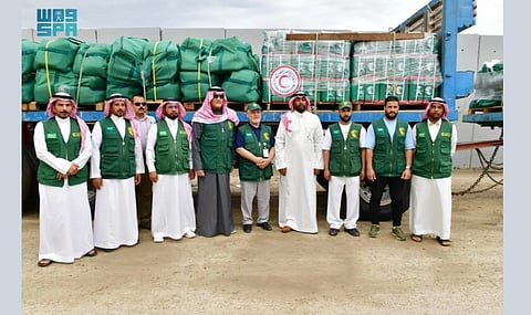 Saudi Ambassador to Egypt Follows up on Delivery of Saudi Relief Assistance into Gaza