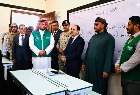 Yemeni Information Minister Praises Saudi Development, Reconstruction Program for Yemen Efforts