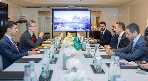 Industry Minister Concludes Official Visit to France