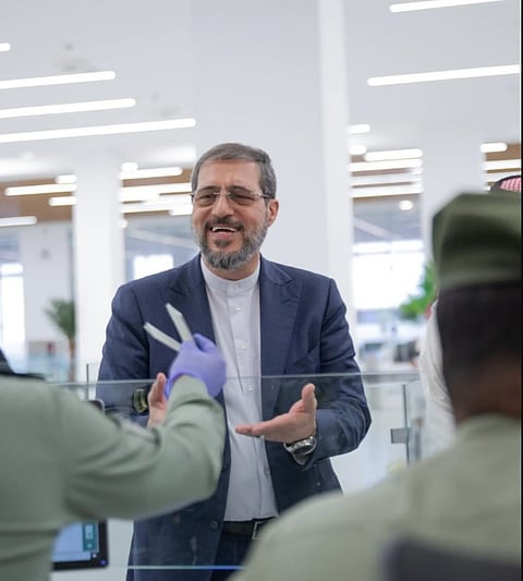 Head of Iranian Hajj Organization Hails Saudi Efforts in Serving Pilgrims