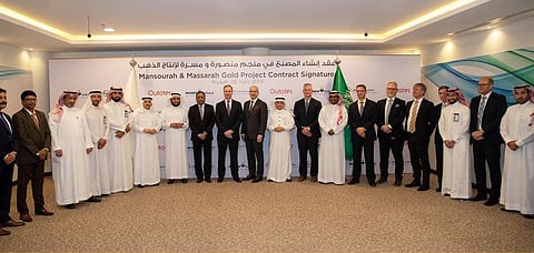 Saudi Arabia sign contracts of launching mine plant to produce gold