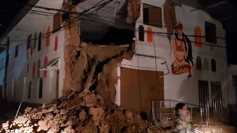 Strong earthquake strikes northern Peru