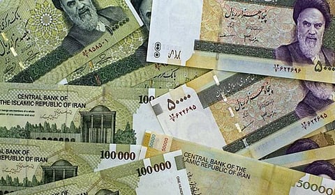 Iran draws up plan to slash zeroes off weakened currency