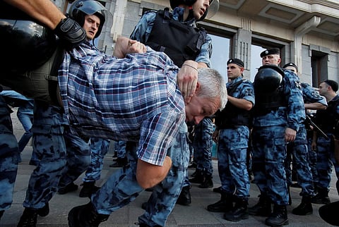Russia detains more than 800 people in opposition crackdown