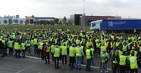 French power output down 10% as a third of workforce strikes