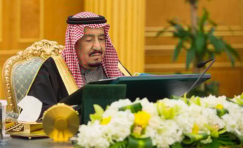 King Salman Chairs Saudi Arabia’s Cabinet Session at Al-Yamamah
