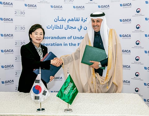 Economy minister Meets with South Korea's Minister of Transport
