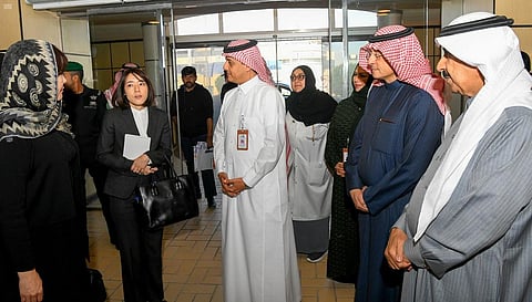 Spouse of Japanese Prime Minister Visits Disabled Children's Association