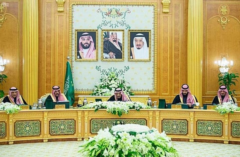 King Salman Chairs Saudi Arabia’s Cabinet Session