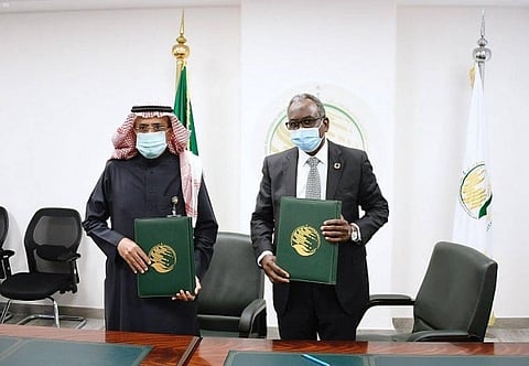 Saudi Arabia halts all recreational events, dine-in services for 10 days