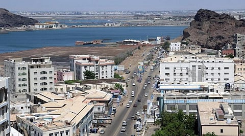 Saudi Arabia on Wednesday condemned in the strongest terms the storming of the Al-Maasheeq presidential palace in Yemen’s southern city of Aden; calling on the Yemeni government and the Southern Transitional Council to hold an urgent meeting in Riyadh.