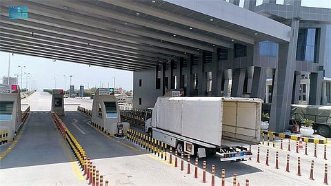Saudi Arabia reopens King Fahd Causeway for travelers to and from Bahrain